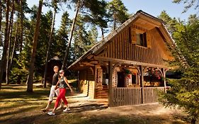 Maison De Vacances Bungalovi Camping Sobec À